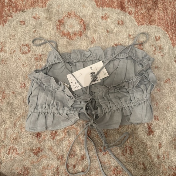 H&M blue linen top - Picture 2 of 3